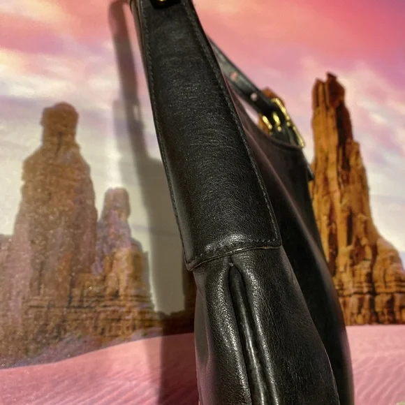 Made in USA - VTG Coach 9204 Court. - Picture 11 of 16